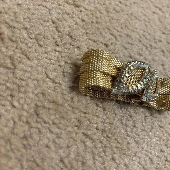 Hobe Mesh Gold Bracelet - Picture 3 of 9